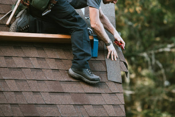 Best Best Roofing Contractors  in Redwood Valley, CA